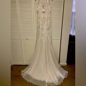 Wedding dress size 6